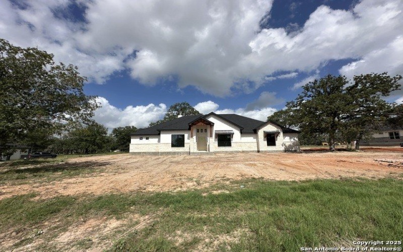113 Pioneer Trail, Adkins, TX 78101, 5 Bedrooms Bedrooms, ,3 BathroomsBathrooms,Residential,For Sale,113 Pioneer Trail,0,1878480