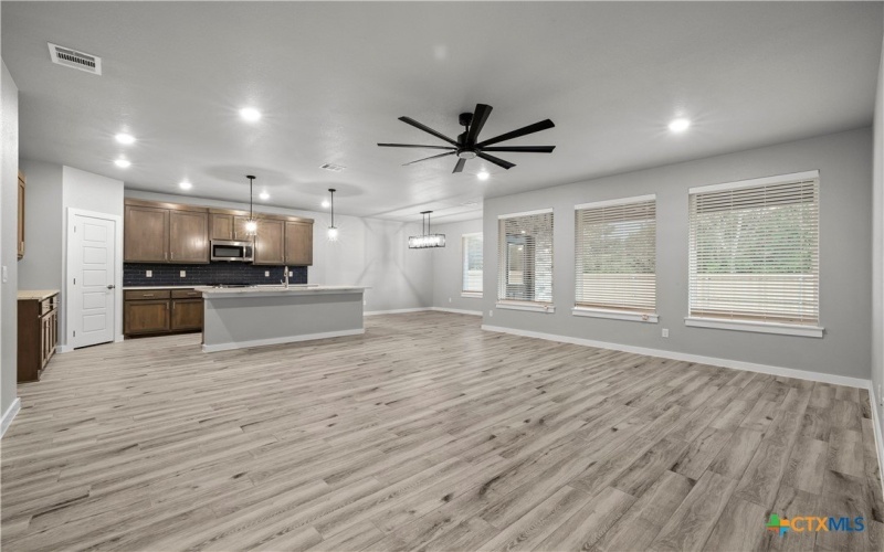 2660 Belle Hubbard Trail, Belton, TX 76513, 4 Bedrooms Bedrooms, ,3 BathroomsBathrooms,Residential,For Sale,2660 Belle Hubbard Trail,0,589449