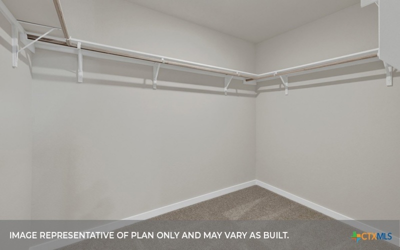 204 LAS LOMAS Drive, San Marcos, TX 78666, 4 Habitaciones Habitaciones , ,2 BañosBaños,Residential,En Venta,204 LAS LOMAS Drive,0,590245