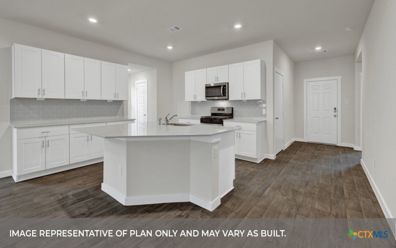 204 LAS LOMAS Drive, San Marcos, TX 78666, 4 Habitaciones Habitaciones , ,2 BañosBaños,Residential,En Venta,204 LAS LOMAS Drive,0,590245