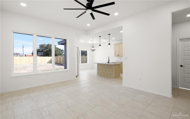 428 N Leon Avenue, Elsa, TX 78543, 3 Habitaciones Habitaciones , ,2 BañosBaños,Residential,En Venta,428 N Leon Avenue,0,478917