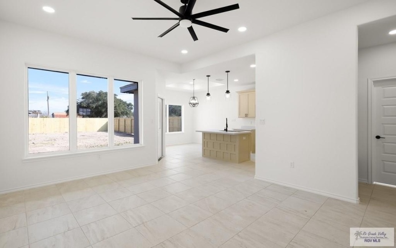 428 N LEON AVE, ELSA, TX 78543, 3 Bedrooms Bedrooms, ,2 BathroomsBathrooms,Residential,For Sale,428 N LEON AVE,0,29767762