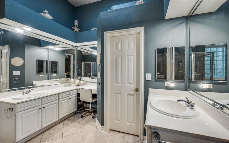 4201 Sweetgum Drive, Denton, TX 76208, 4 Bedrooms Bedrooms, ,2 BathroomsBathrooms,Residential,For Sale,4201 Sweetgum Drive,0,21014197