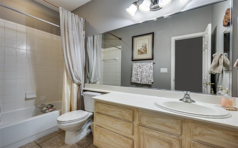 4201 Sweetgum Drive, Denton, TX 76208, 4 Bedrooms Bedrooms, ,2 BathroomsBathrooms,Residential,For Sale,4201 Sweetgum Drive,0,21014197