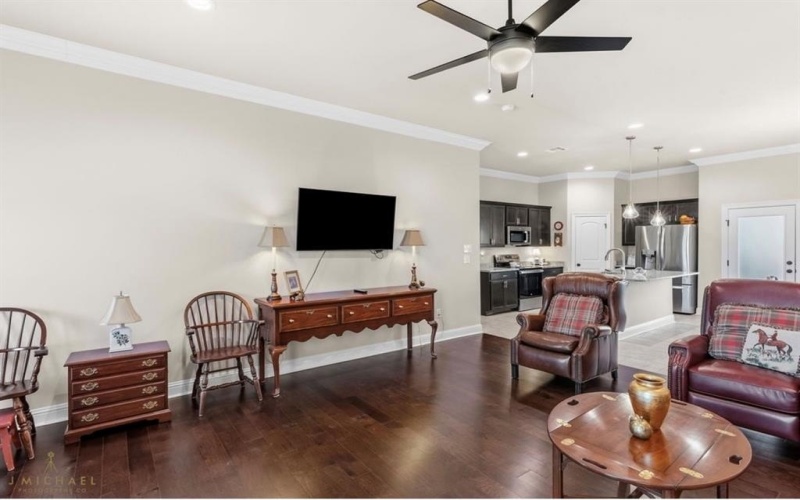 350 Hendry Drive, Bossier City, LA 71111, 3 Bedrooms Bedrooms, ,2 BathroomsBathrooms,Residential,For Sale,350 Hendry Drive,0,21021926