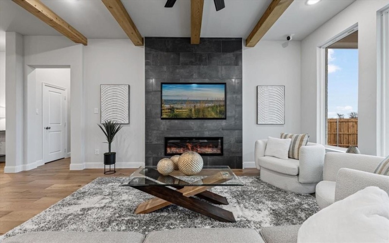 1009 Chandler Road, Denton, TX 76207, 4 Bedrooms Bedrooms, ,2 BathroomsBathrooms,Residential,For Sale,1009 Chandler Road,0,21027725