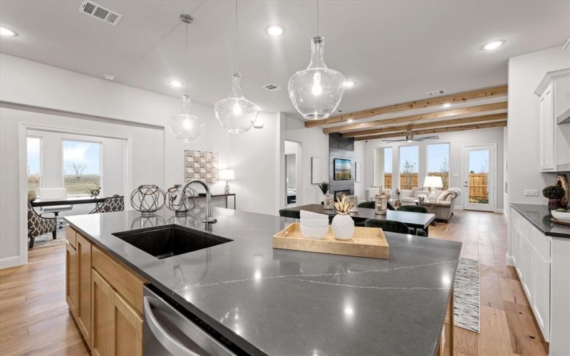 1009 Chandler Road, Denton, TX 76207, 4 Bedrooms Bedrooms, ,2 BathroomsBathrooms,Residential,For Sale,1009 Chandler Road,0,21027725