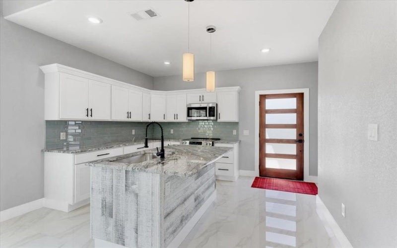 34 Meadow View Drive, Gordonville, TX 76245, 2 Bedrooms Bedrooms, ,1 BathroomBathrooms,Residential,For Sale,34 Meadow View Drive,0,21030298