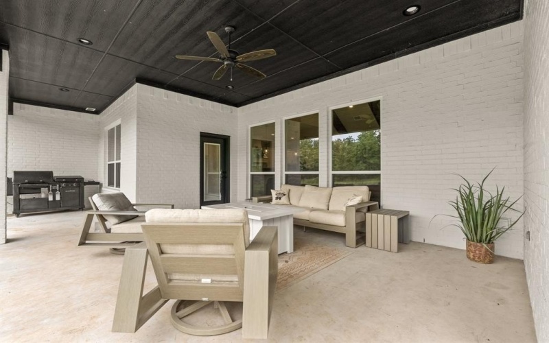 9041 Valley Oak Court, Springtown, TX 76082, 4 Bedrooms Bedrooms, ,2 BathroomsBathrooms,Residential,For Sale,9041 Valley Oak Court,0,21035247