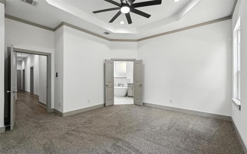 716 Oak Creek Drive, Hutchins, TX 75141, 5 Bedrooms Bedrooms, ,2 BathroomsBathrooms,Residential,For Sale,716 Oak Creek Drive,0,21036116