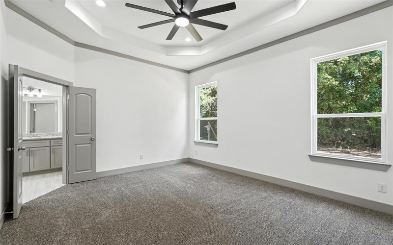 716 Oak Creek Drive, Hutchins, TX 75141, 5 Bedrooms Bedrooms, ,2 BathroomsBathrooms,Residential,For Sale,716 Oak Creek Drive,0,21036116