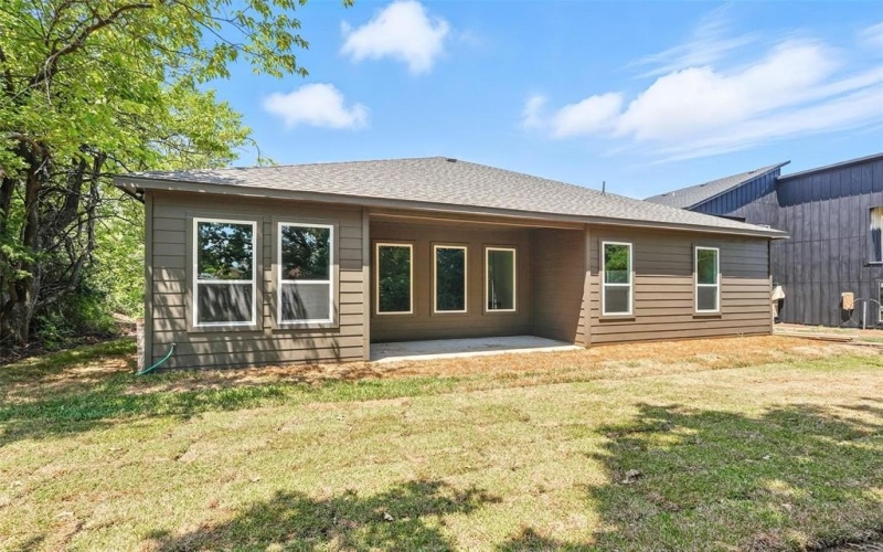 716 Oak Creek Drive, Hutchins, TX 75141, 5 Bedrooms Bedrooms, ,2 BathroomsBathrooms,Residential,For Sale,716 Oak Creek Drive,0,21036116
