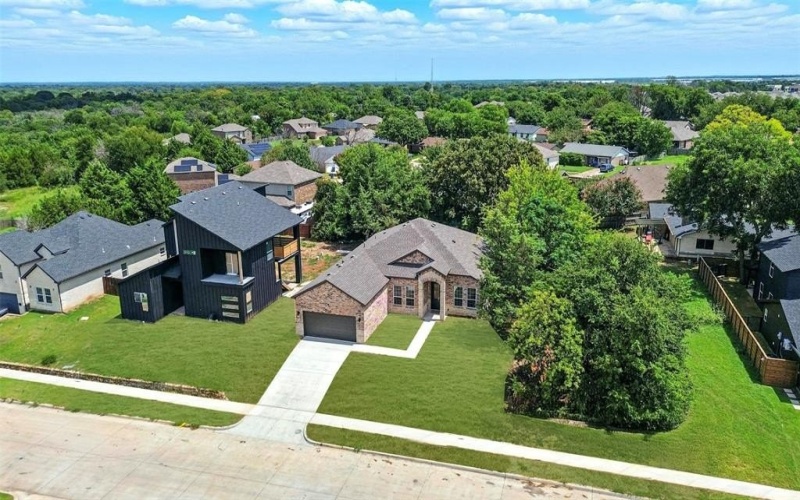 716 Oak Creek Drive, Hutchins, TX 75141, 5 Bedrooms Bedrooms, ,2 BathroomsBathrooms,Residential,For Sale,716 Oak Creek Drive,0,21036116