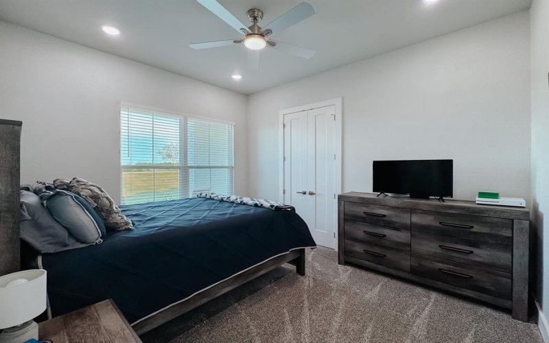153 Barefoot Bay Boulevard, Corsicana, TX 75109, 4 Habitaciones Habitaciones , ,3 BañosBaños,Residential,En Venta,153 Barefoot Bay Boulevard,0,21036171