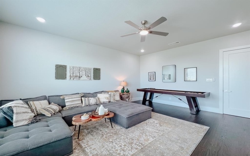 153 Barefoot Bay Boulevard, Corsicana, TX 75109, 4 Habitaciones Habitaciones , ,3 BañosBaños,Residential,En Venta,153 Barefoot Bay Boulevard,0,21036171