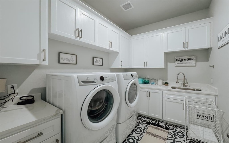 153 Barefoot Bay Boulevard, Corsicana, TX 75109, 4 Habitaciones Habitaciones , ,3 BañosBaños,Residential,En Venta,153 Barefoot Bay Boulevard,0,21036171