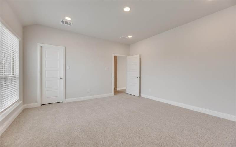 7109 El Matador Drive, Rowlett, TX 75088, 4 Bedrooms Bedrooms, ,3 BathroomsBathrooms,Residential,For Sale,7109 El Matador Drive,0,21036221