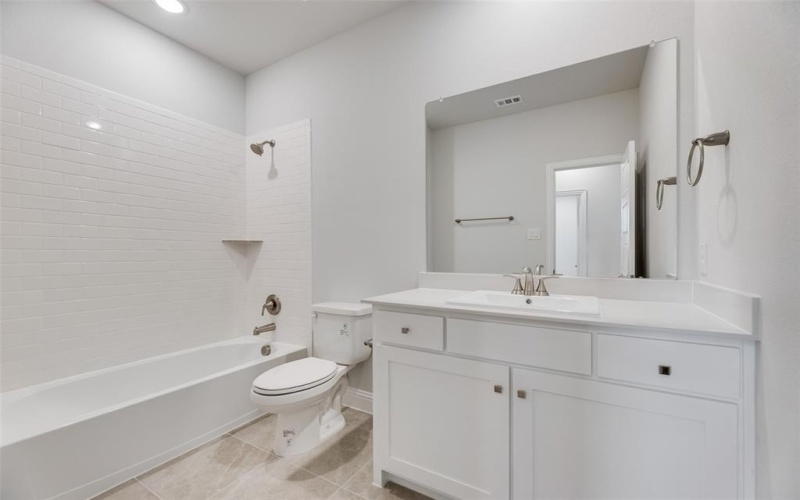 7109 El Matador Drive, Rowlett, TX 75088, 4 Bedrooms Bedrooms, ,3 BathroomsBathrooms,Residential,For Sale,7109 El Matador Drive,0,21036221