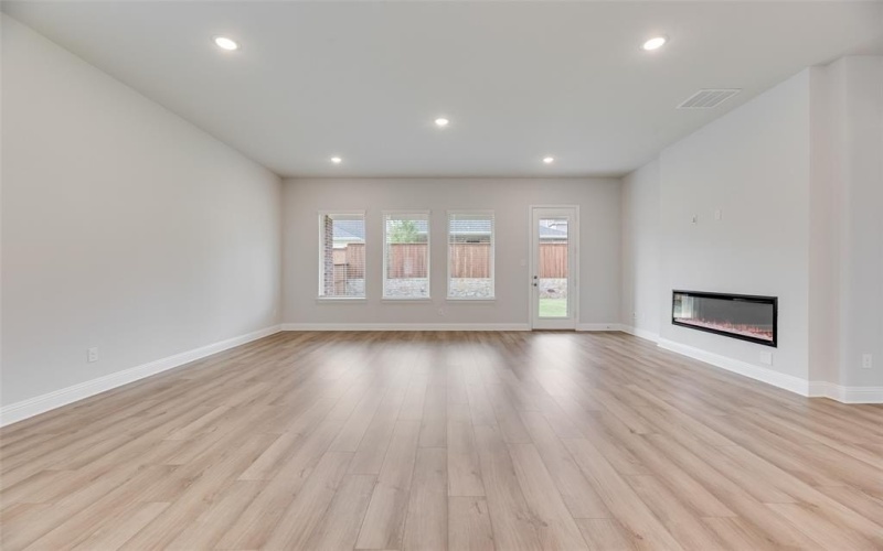 7109 El Matador Drive, Rowlett, TX 75088, 4 Bedrooms Bedrooms, ,3 BathroomsBathrooms,Residential,For Sale,7109 El Matador Drive,0,21036221