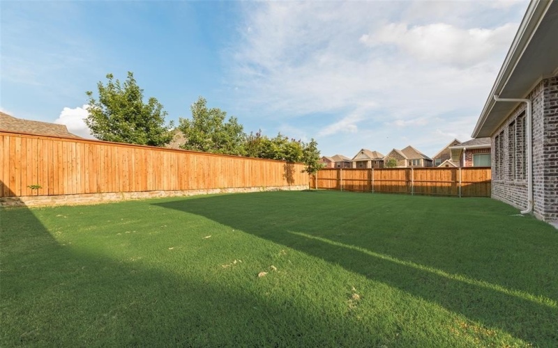 2120 La Jolla Drive, Rowlett, TX 75088, 3 Bedrooms Bedrooms, ,2 BathroomsBathrooms,Residential,For Sale,2120 La Jolla Drive,0,21036229