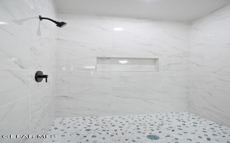 12832 MIDDLESBROUGH Avenue, El Paso, TX 79928, 4 Bedrooms Bedrooms, ,3 BathroomsBathrooms,Residential,For Sale,12832 MIDDLESBROUGH Avenue,916031