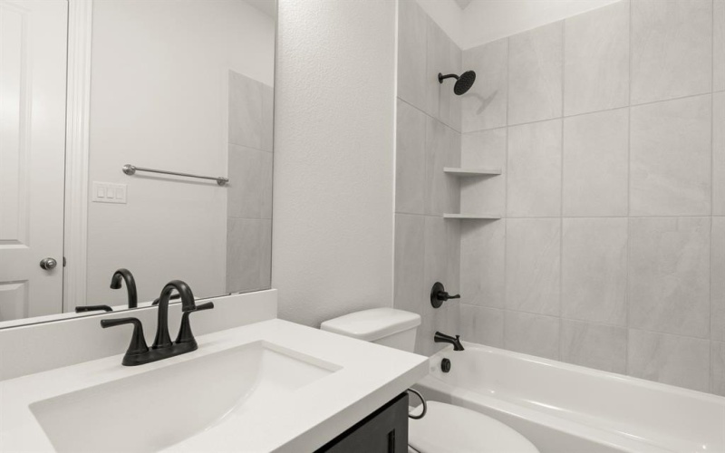 1320 Red Rock, Hewitt, TX 76643, 4 Bedrooms Bedrooms, ,3 BathroomsBathrooms,Residential,For Sale,1320 Red Rock,0,21036381