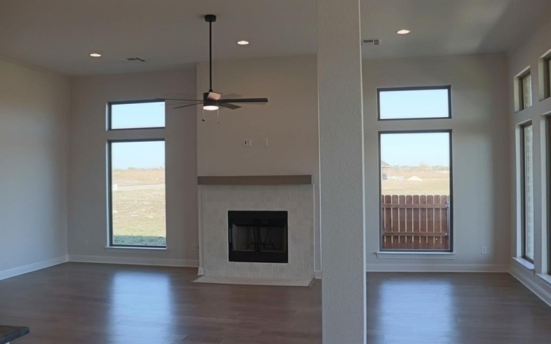 1320 Red Rock, Hewitt, TX 76643, 4 Bedrooms Bedrooms, ,3 BathroomsBathrooms,Residential,For Sale,1320 Red Rock,0,21036381