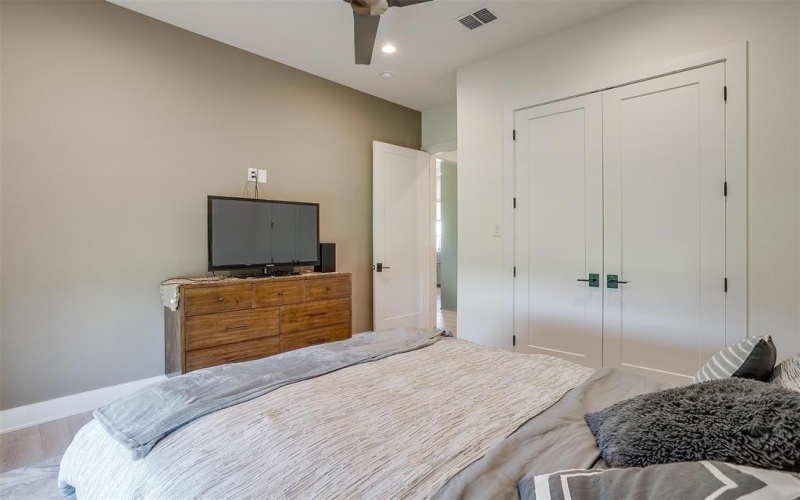 12404 Bella Italia Drive, Fort Worth, TX 76126, 4 Bedrooms Bedrooms, ,5 BathroomsBathrooms,Residential,For Sale,12404 Bella Italia Drive,0,21036399