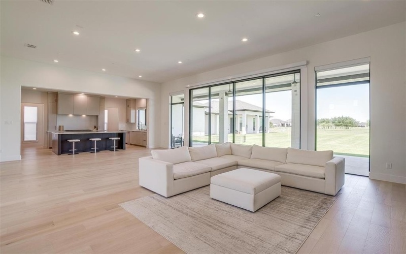 12404 Bella Italia Drive, Fort Worth, TX 76126, 4 Bedrooms Bedrooms, ,5 BathroomsBathrooms,Residential,For Sale,12404 Bella Italia Drive,0,21036399