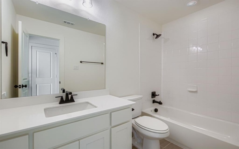 830 Trailing Vine Way, Lavon, TX 75166, 4 Bedrooms Bedrooms, ,5 BathroomsBathrooms,Residential,For Sale,830 Trailing Vine Way,0,21036437