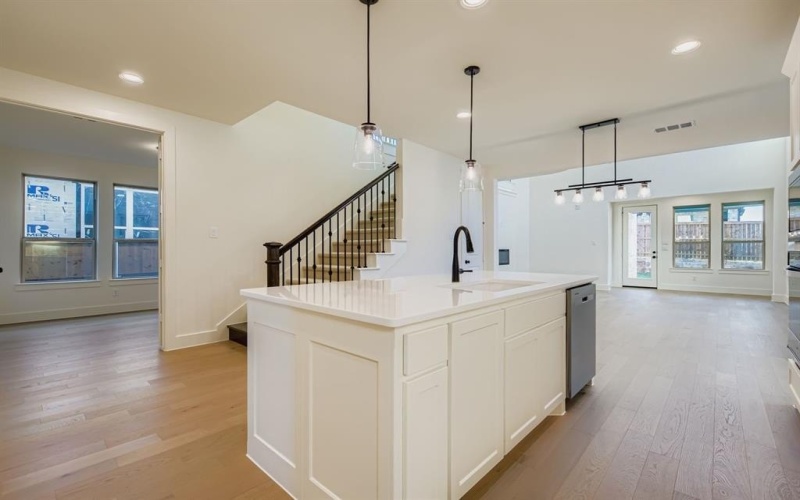 830 Trailing Vine Way, Lavon, TX 75166, 4 Bedrooms Bedrooms, ,5 BathroomsBathrooms,Residential,For Sale,830 Trailing Vine Way,0,21036437