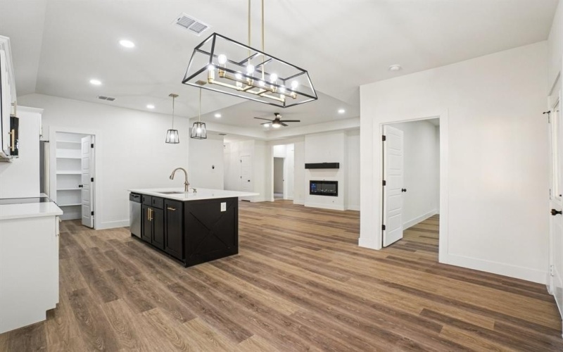1310 E Myrtle Street, Fort Worth, TX 76104, 3 Bedrooms Bedrooms, ,2 BathroomsBathrooms,Residential,For Sale,1310 E Myrtle Street,0,21036530