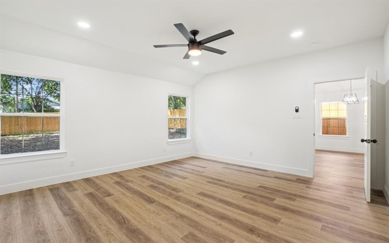 1310 E Myrtle Street, Fort Worth, TX 76104, 3 Bedrooms Bedrooms, ,2 BathroomsBathrooms,Residential,For Sale,1310 E Myrtle Street,0,21036530