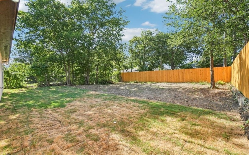 1310 E Myrtle Street, Fort Worth, TX 76104, 3 Bedrooms Bedrooms, ,2 BathroomsBathrooms,Residential,For Sale,1310 E Myrtle Street,0,21036530