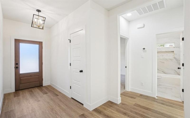 1310 E Myrtle Street, Fort Worth, TX 76104, 3 Bedrooms Bedrooms, ,2 BathroomsBathrooms,Residential,For Sale,1310 E Myrtle Street,0,21036530