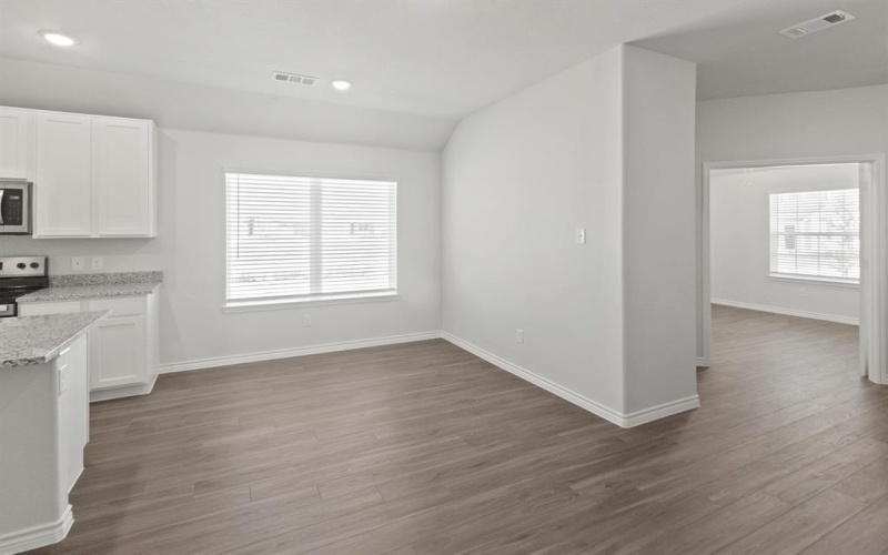 1012 Wind Drift Way, Fort Worth, TX 76131, 3 Habitaciones Habitaciones , ,2 BañosBaños,Residential,En Venta,1012 Wind Drift Way,0,21036758