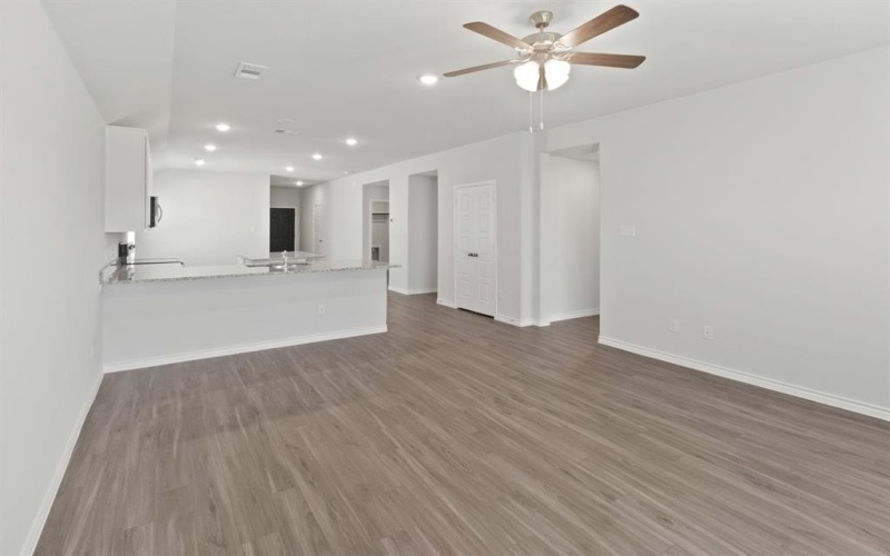 1012 Wind Drift Way, Fort Worth, TX 76131, 3 Habitaciones Habitaciones , ,2 BañosBaños,Residential,En Venta,1012 Wind Drift Way,0,21036758