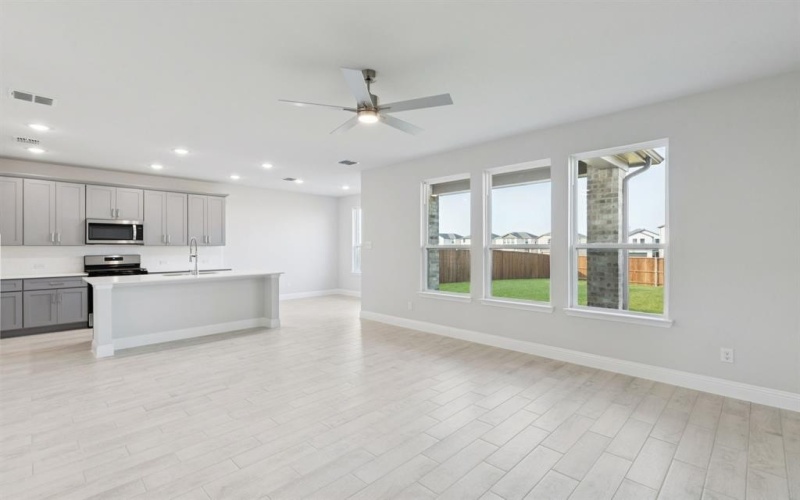 1318 Middlebrooks Drive, Forney, TX 75126, 4 Habitaciones Habitaciones , ,2 BañosBaños,Residential,En Venta,1318 Middlebrooks Drive,0,21036805