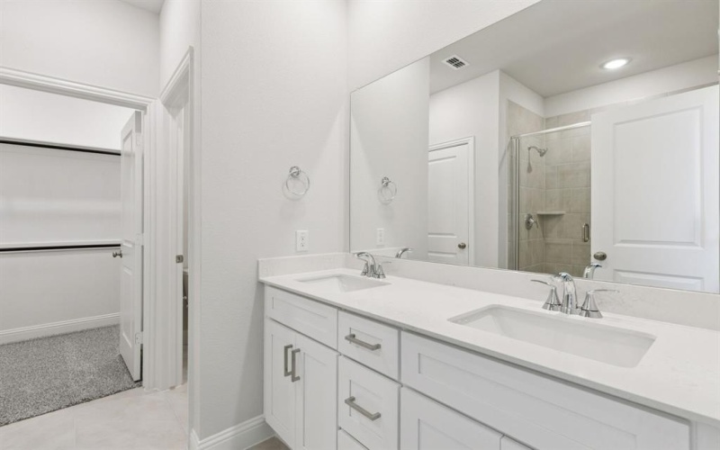 1318 Middlebrooks Drive, Forney, TX 75126, 4 Habitaciones Habitaciones , ,2 BañosBaños,Residential,En Venta,1318 Middlebrooks Drive,0,21036805