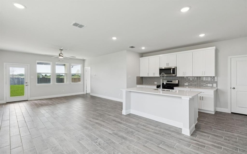 2716 Island Palm Court, Forney, TX 75126, 4 Bedrooms Bedrooms, ,2 BathroomsBathrooms,Residential,For Sale,2716 Island Palm Court,0,21036853