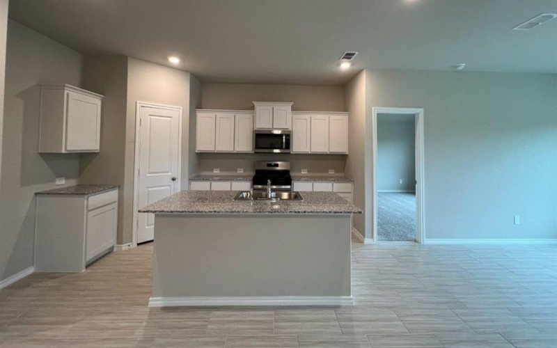 8453 HOLLYMEAD Lane, Fort Worth, TX 76131, 4 Habitaciones Habitaciones , ,2 BañosBaños,Residential,En Venta,8453 HOLLYMEAD Lane,0,21036895