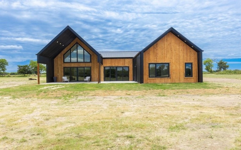 6563 County Road 4760, Sulphur Springs, TX 75482, 4 Bedrooms Bedrooms, ,5 BathroomsBathrooms,Residential,For Sale,6563 County Road 4760,0,21036954