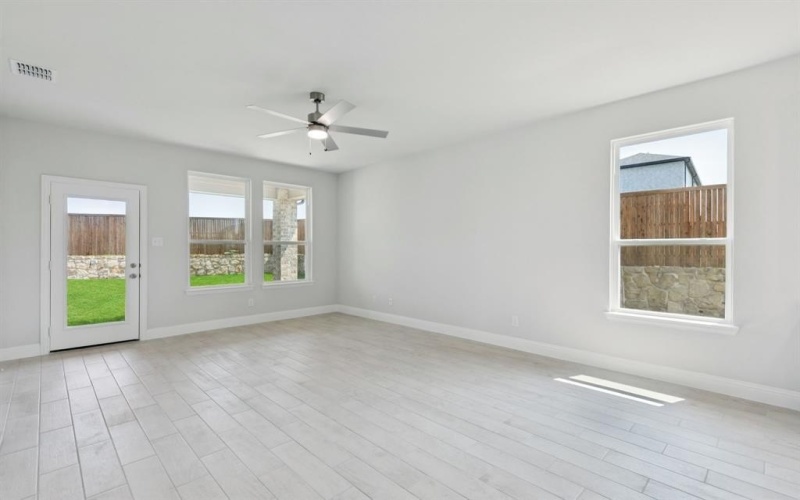 1718 Sicily Court, Forney, TX 75126, 4 Habitaciones Habitaciones , ,2 BañosBaños,Residential,En Venta,1718 Sicily Court,0,21037027