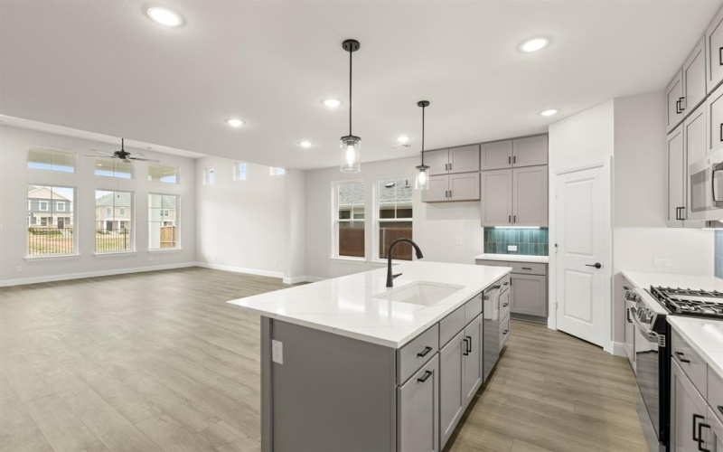 1023 Abigail Way, Midlothian, TX 76065, 4 Bedrooms Bedrooms, ,3 BathroomsBathrooms,Residential,For Sale,1023 Abigail Way,0,21037105