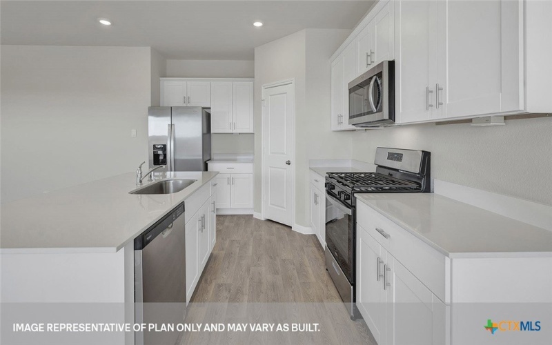 124 RAYMONDVILLE Path, San Marcos, TX 78666, 4 Habitaciones Habitaciones , ,3 BañosBaños,Residential,En Venta,124 RAYMONDVILLE Path,0,590272