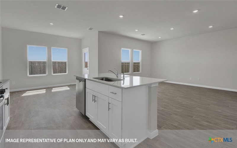 124 RAYMONDVILLE Path, San Marcos, TX 78666, 4 Habitaciones Habitaciones , ,3 BañosBaños,Residential,En Venta,124 RAYMONDVILLE Path,0,590272