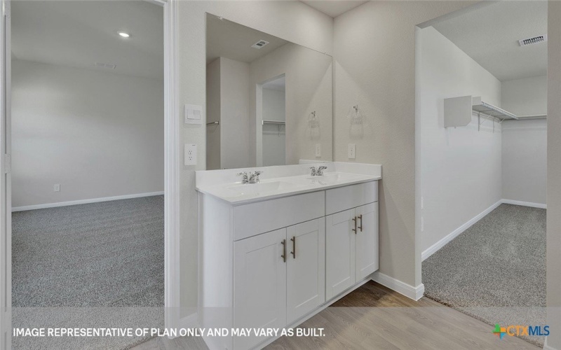 124 RAYMONDVILLE Path, San Marcos, TX 78666, 4 Habitaciones Habitaciones , ,3 BañosBaños,Residential,En Venta,124 RAYMONDVILLE Path,0,590272