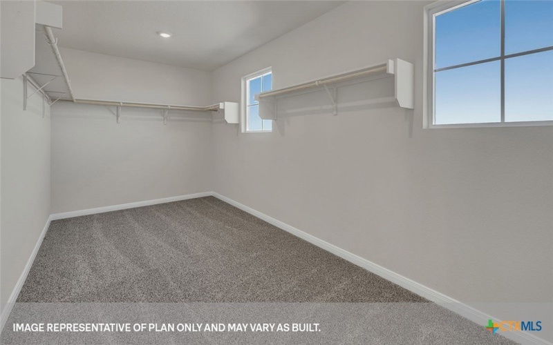 124 RAYMONDVILLE Path, San Marcos, TX 78666, 4 Habitaciones Habitaciones , ,3 BañosBaños,Residential,En Venta,124 RAYMONDVILLE Path,0,590272