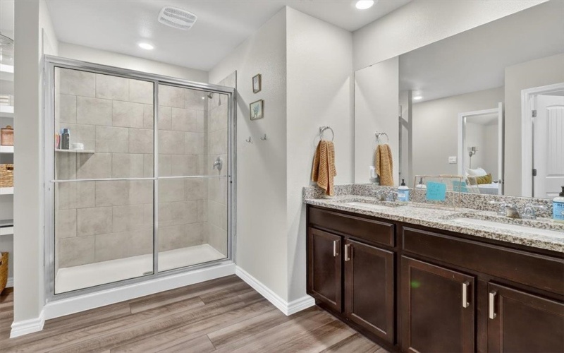 1126 Carnaby Street, Corpus Christi, TX 78415, 4 Habitaciones Habitaciones , ,2 BañosBaños,Residential,En Venta,1126 Carnaby Street,0,463758