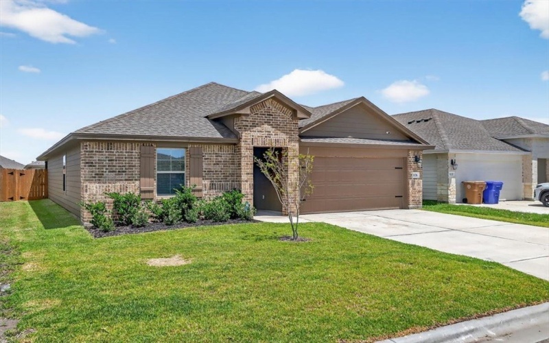 1126 Carnaby Street, Corpus Christi, TX 78415, 4 Habitaciones Habitaciones , ,2 BañosBaños,Residential,En Venta,1126 Carnaby Street,0,463758